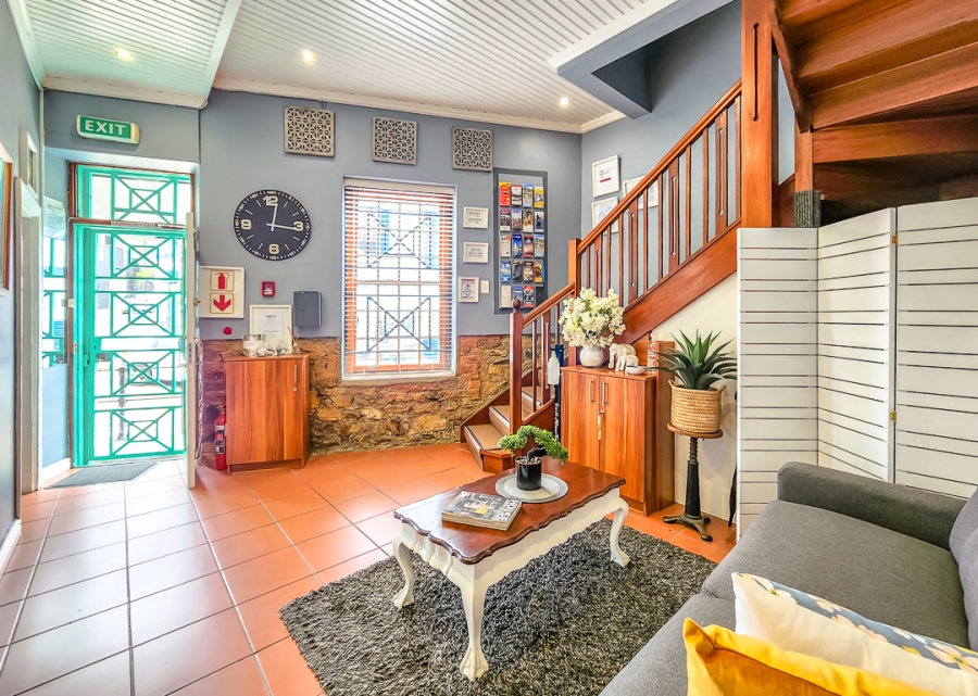 10 Bedroom Property for Sale in De Waterkant Western Cape